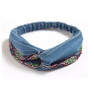 Light Blue Geometric Print Boho Twist Headband